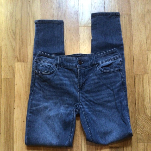 White House Black Market Denim - WHBM Skinny Indigo wash Jegging size 2